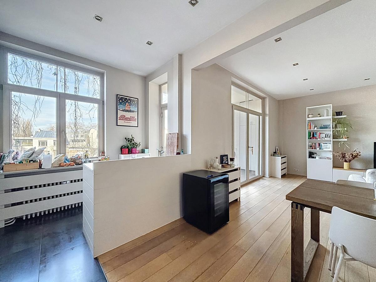 Colyns : Superbe appartement traversant avec terrasse