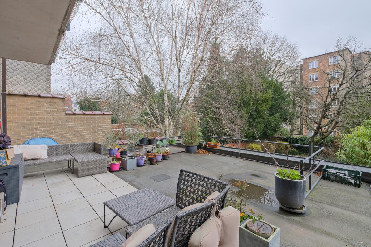 Molière/Pl. C. Meunier : Appartement 2 ch, terrasse + jardin