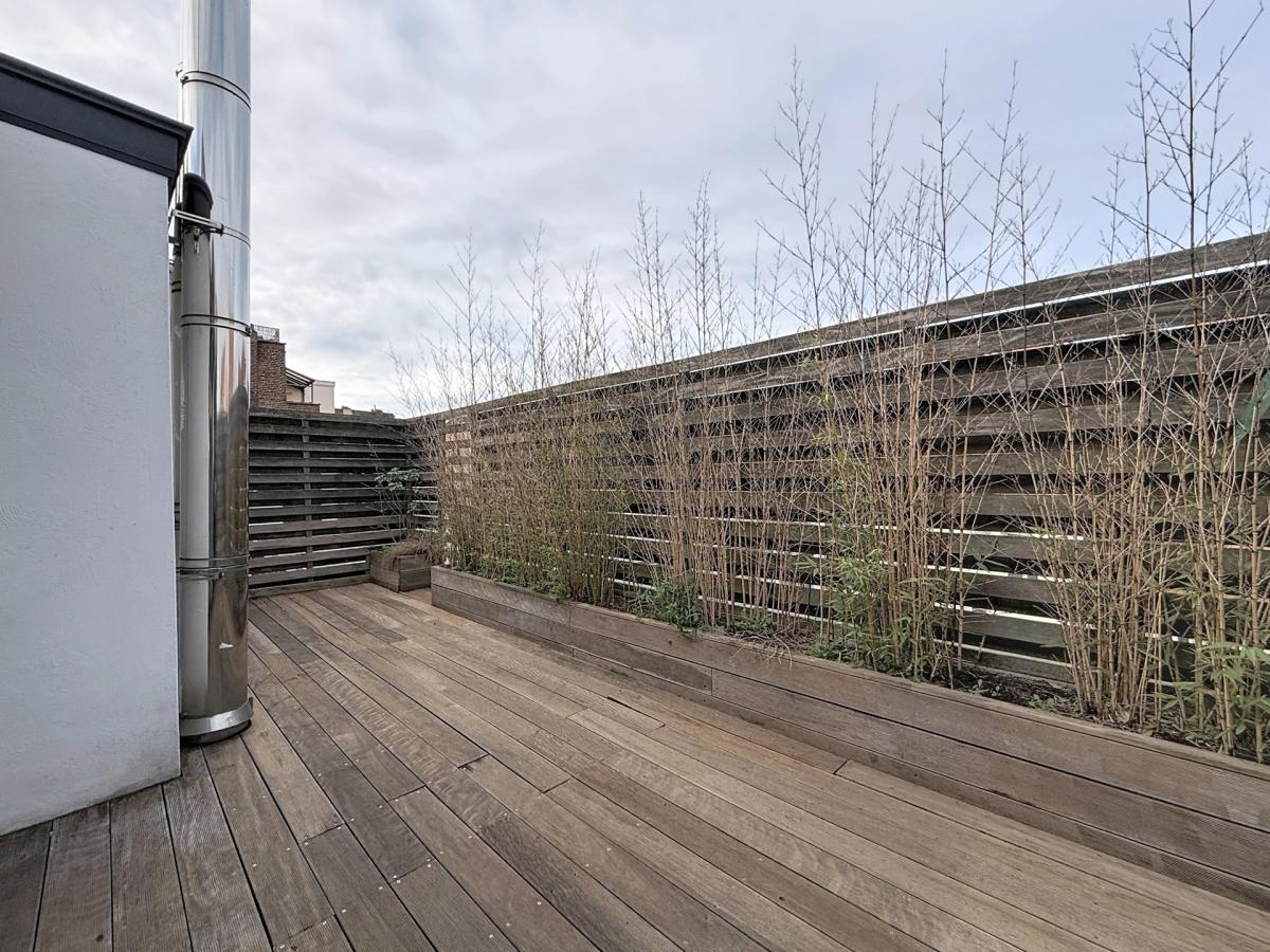 Haut de Saint-Gilles : Superbe duplex penthouse + terrasse