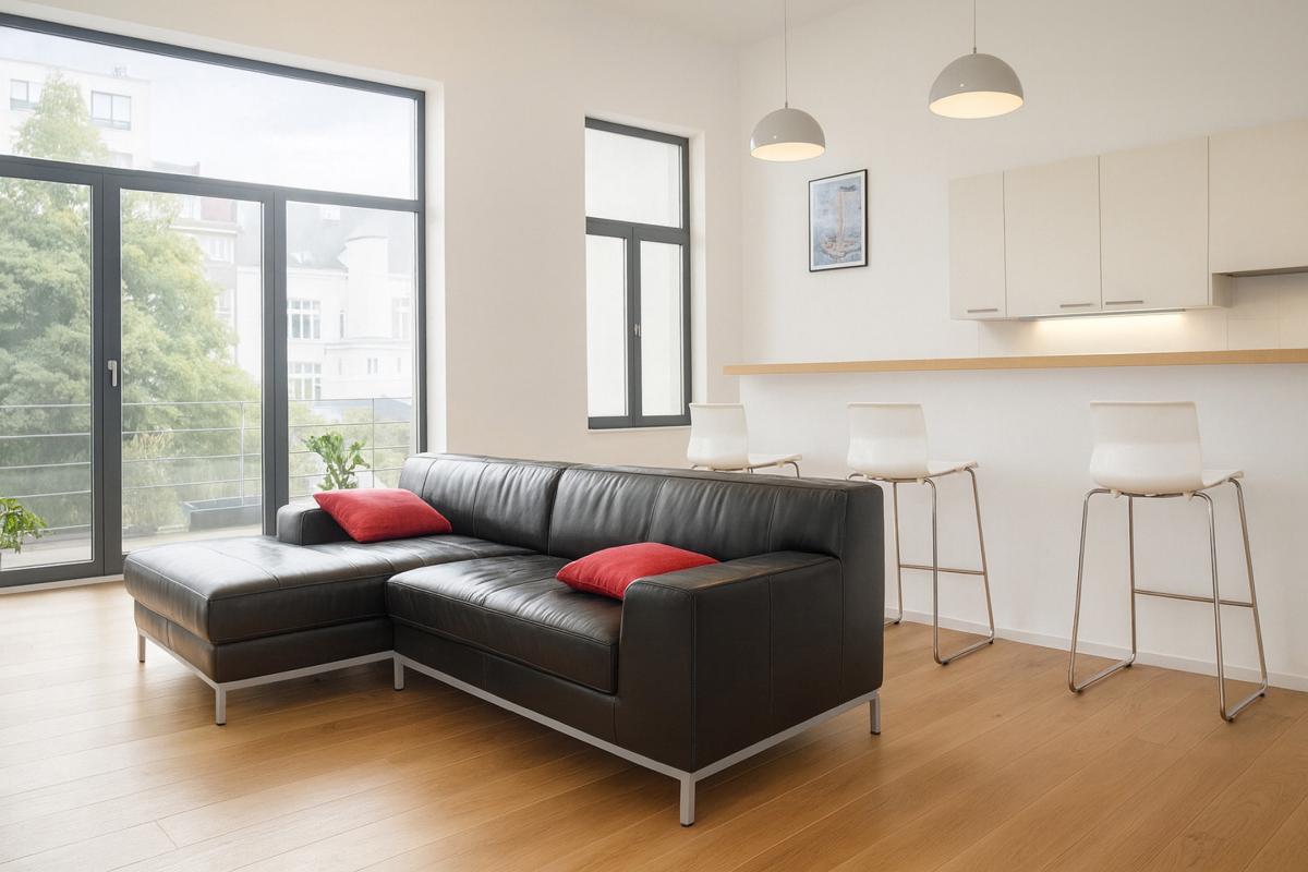 Châtelain : Beau duplex rez-de-chaussée avec jardin