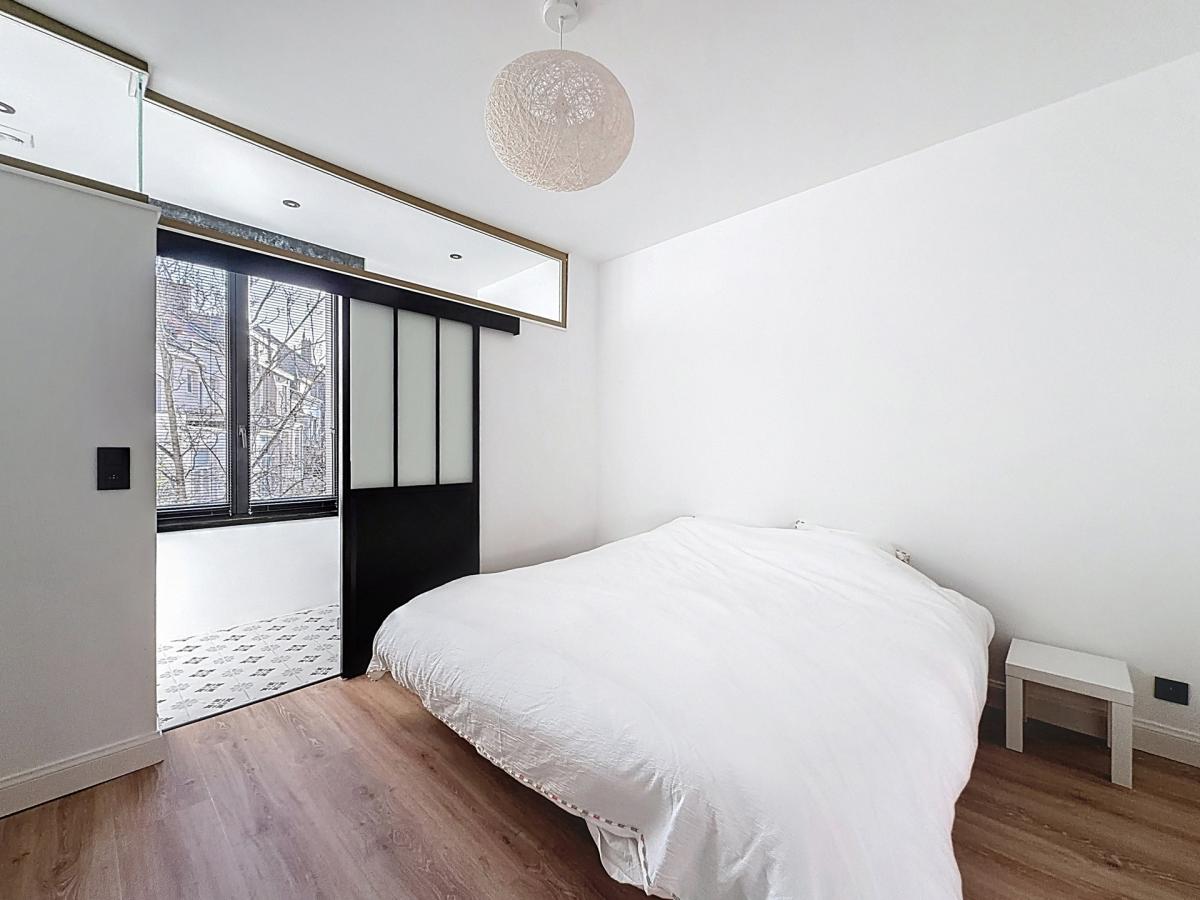 Louise/Flagey : Bel appartement meublé 1 chambre