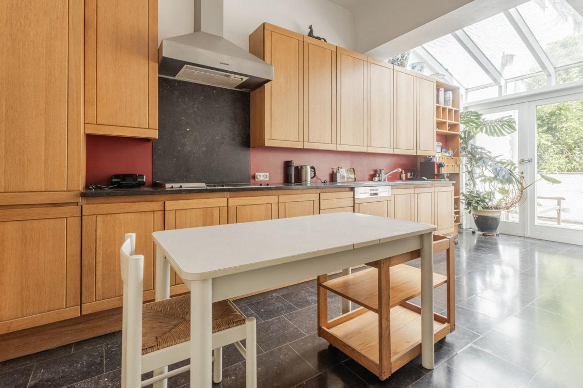 Etangs d'Ixelles: Hôtel de Maître avec 8 chambres et garage