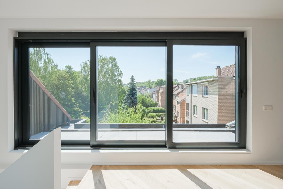 Saint Job/Lycée Français duplex 145m² 3ch + 2 terrasses