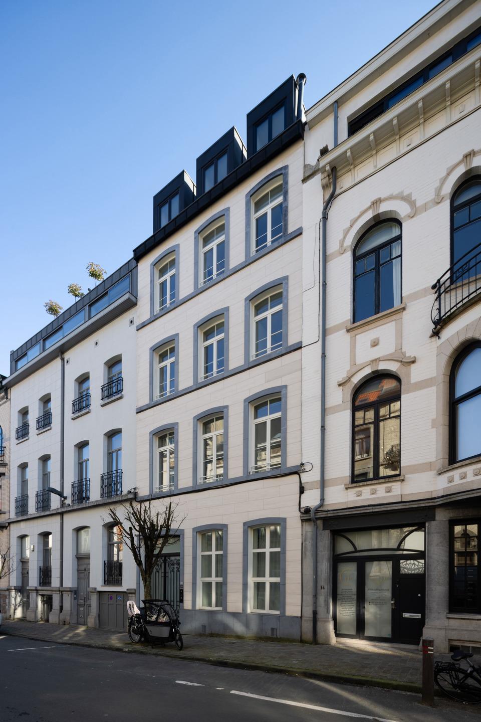 Rez-de-chaussée 3 chambres – 155 m² – Quartier Brugmann