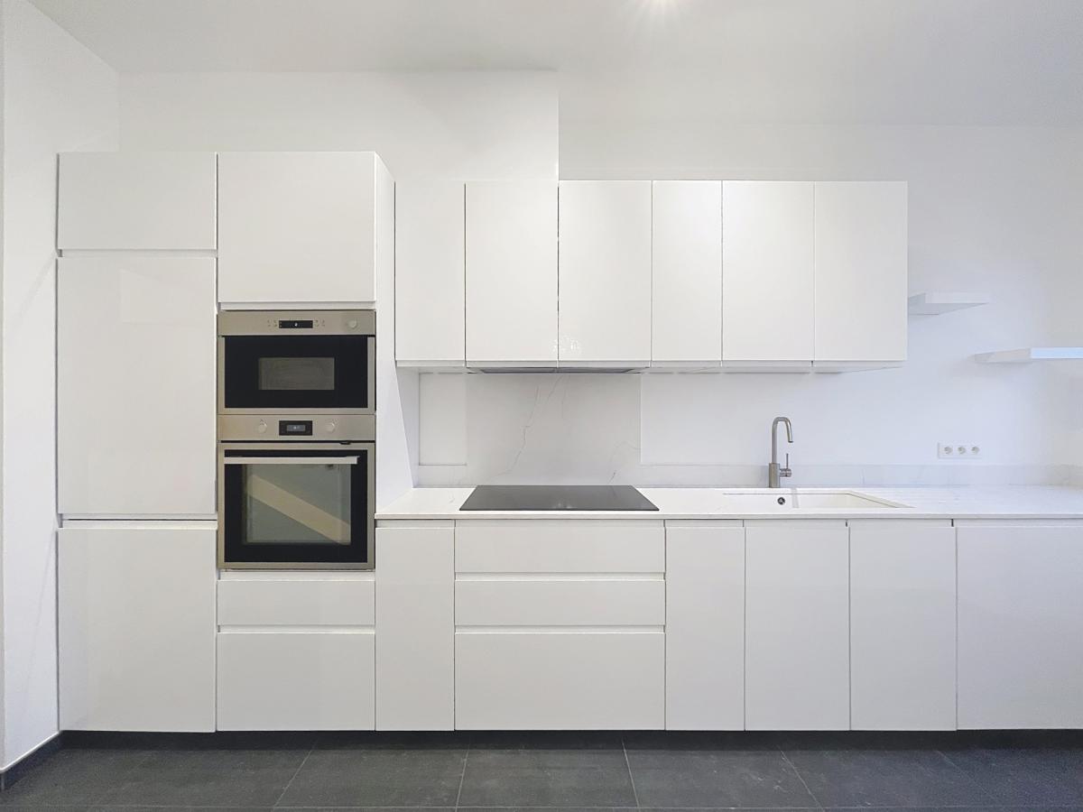 Roosevelt/ULB : Appartement 3 chambres + terrasse + parking