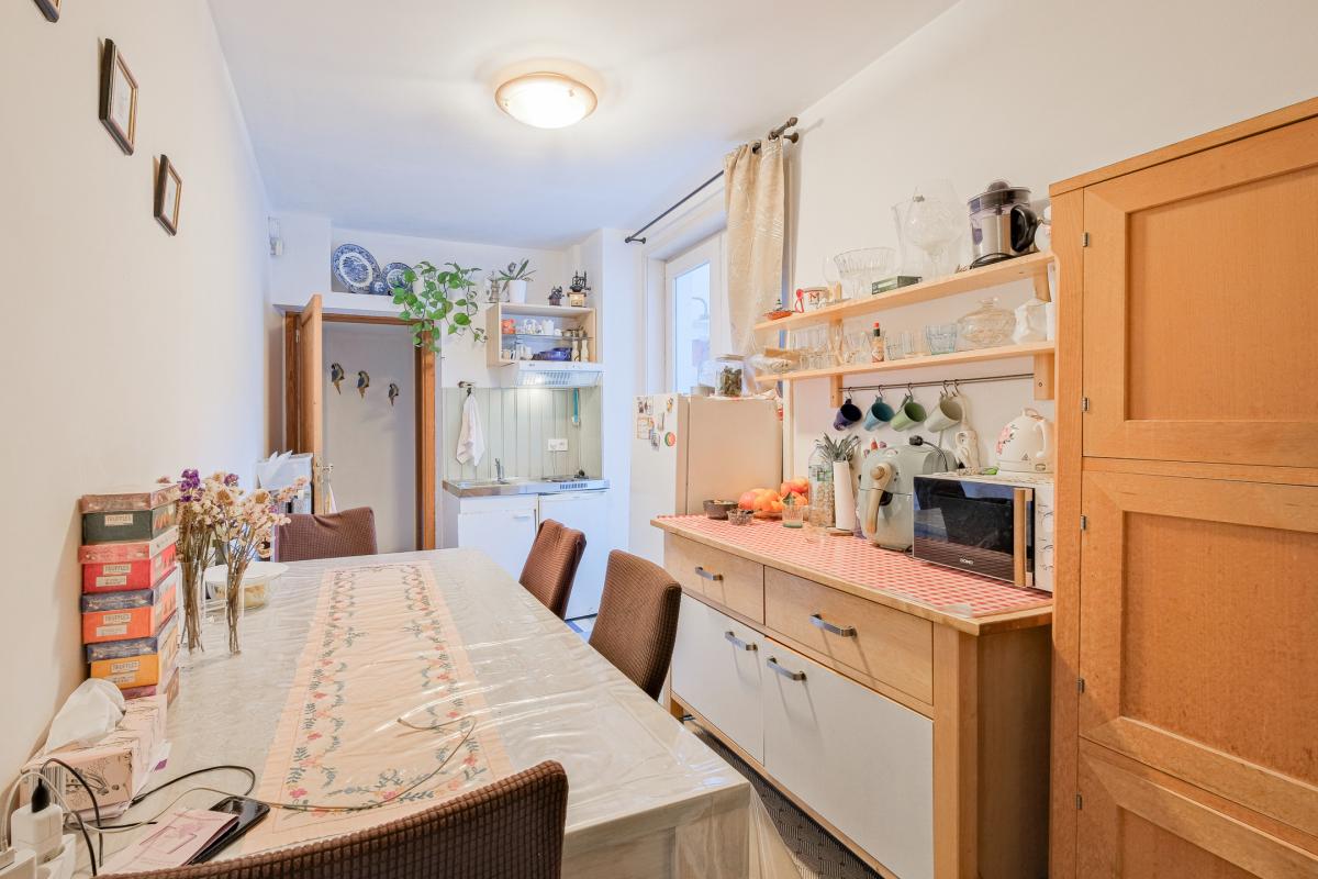 Brugmann, Vanderkindere, studio avec cour