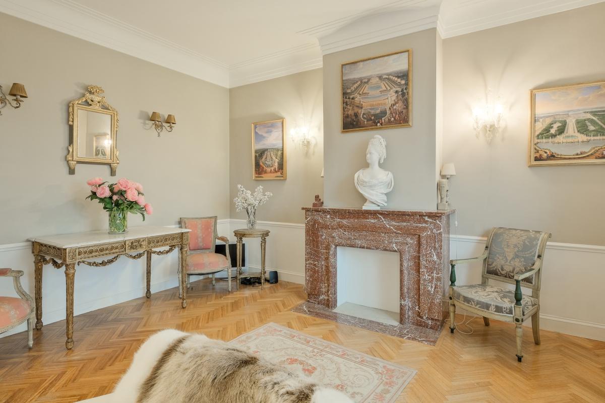 Place Brugmann, appartement 2 chambres +bureau