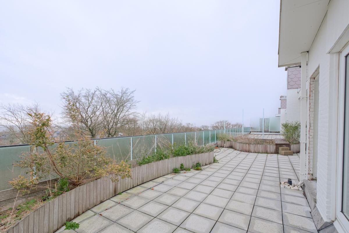 Observatoire, penthouse de 287 m²+grande terrasse  à rénover