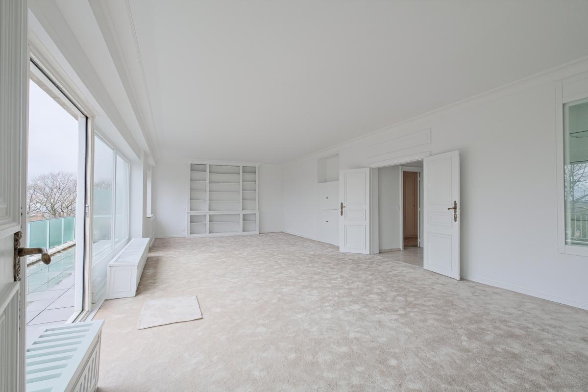 Observatoire, penthouse de 287 m²+grande terrasse  à rénover