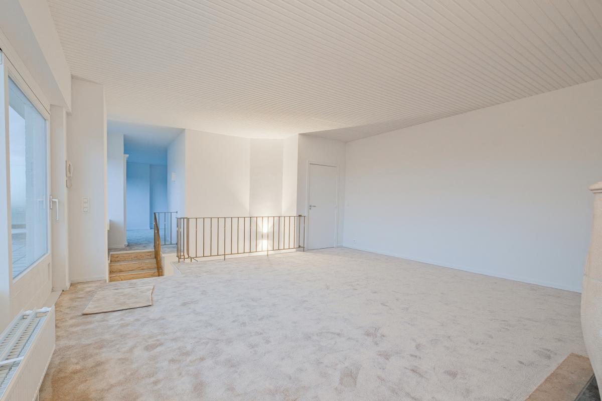 Observatoire, penthouse de 287 m²+grande terrasse  à rénover