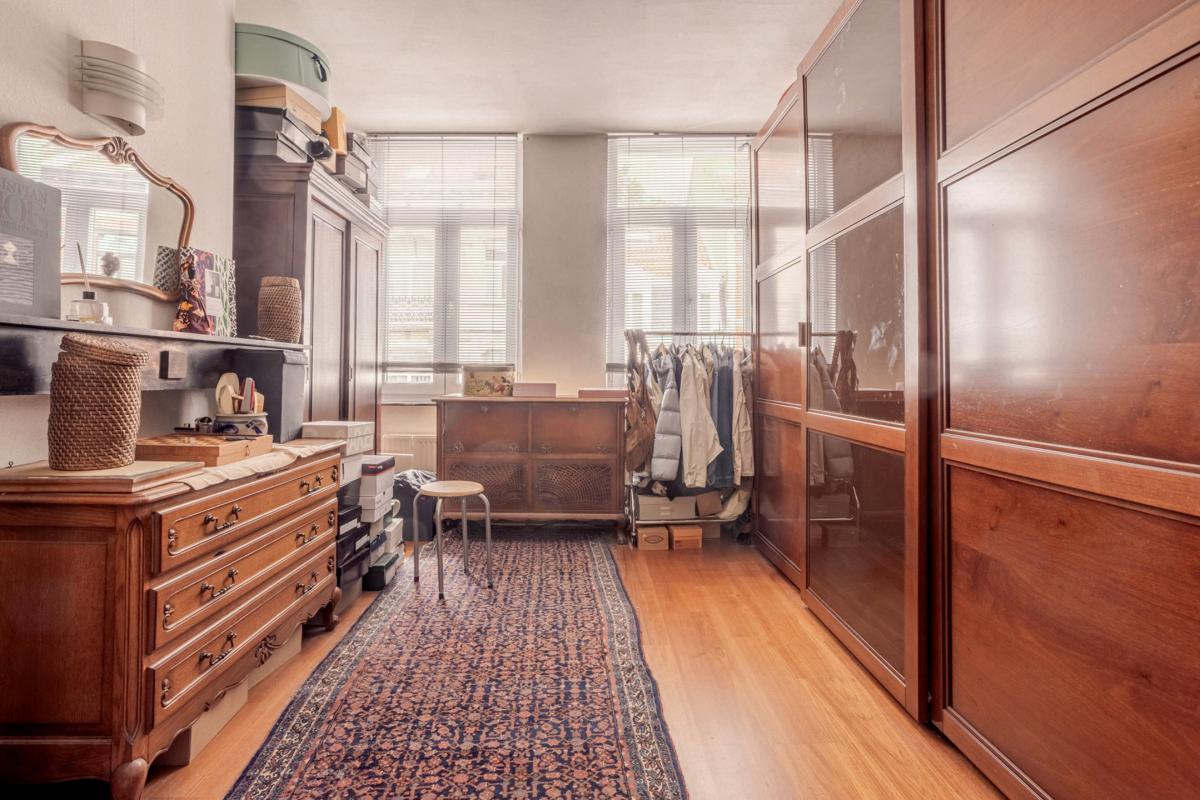 Merjay/Chatelain: maison à rénover 4 chbres - jardin