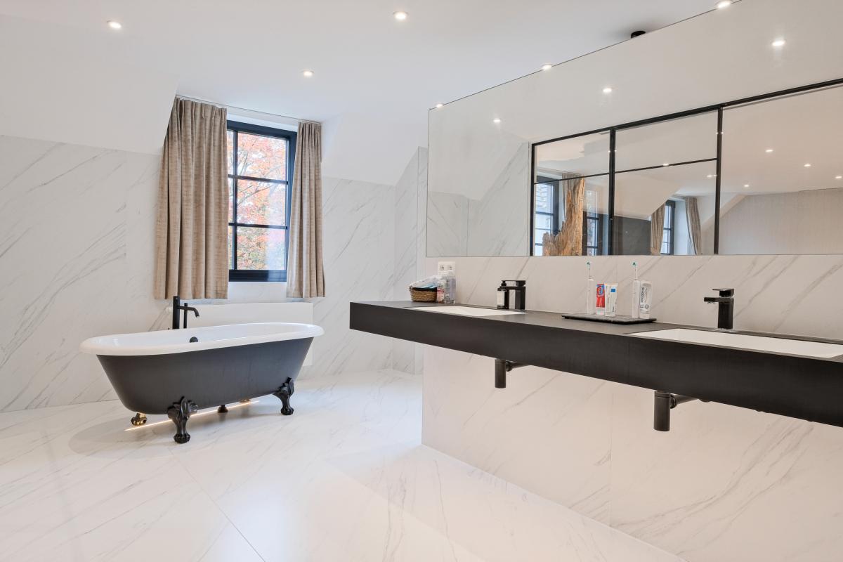 Sept Fontaines, superbe propriété contemporaine avec piscine