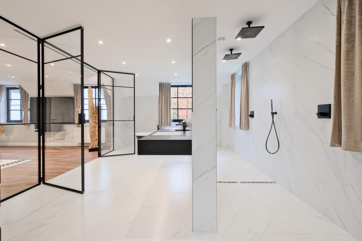 Sept Fontaines, superbe propriété contemporaine avec piscine