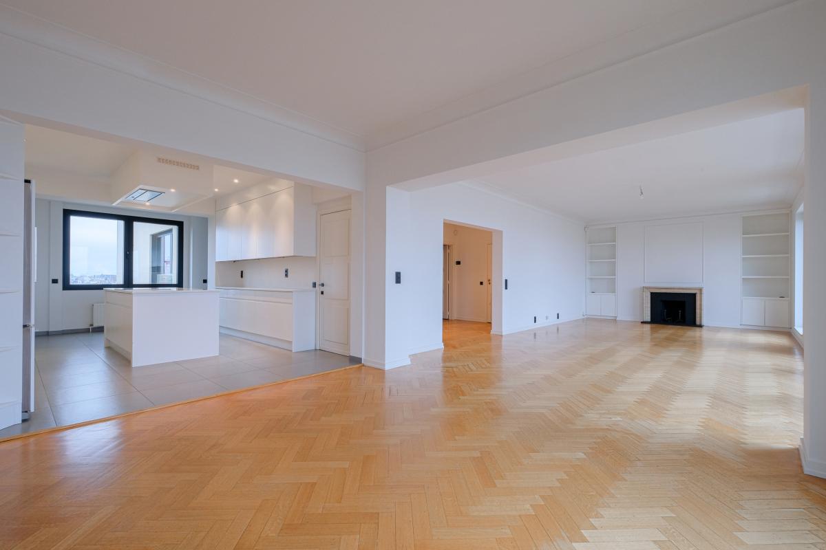 Louise, jardin du Roi, spacieux appartement de 204 m2