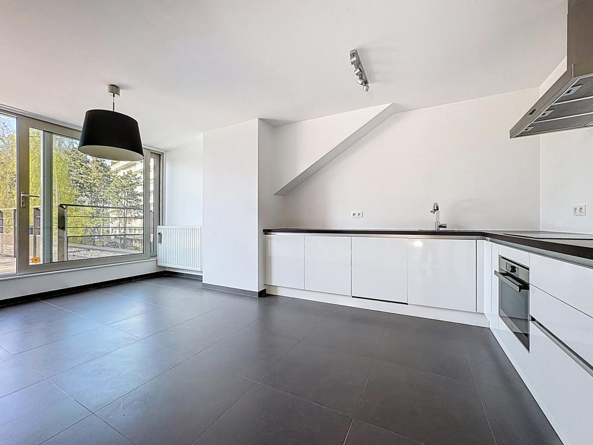 Uccle, Penthouse 2 chambres  avec grande terrasse