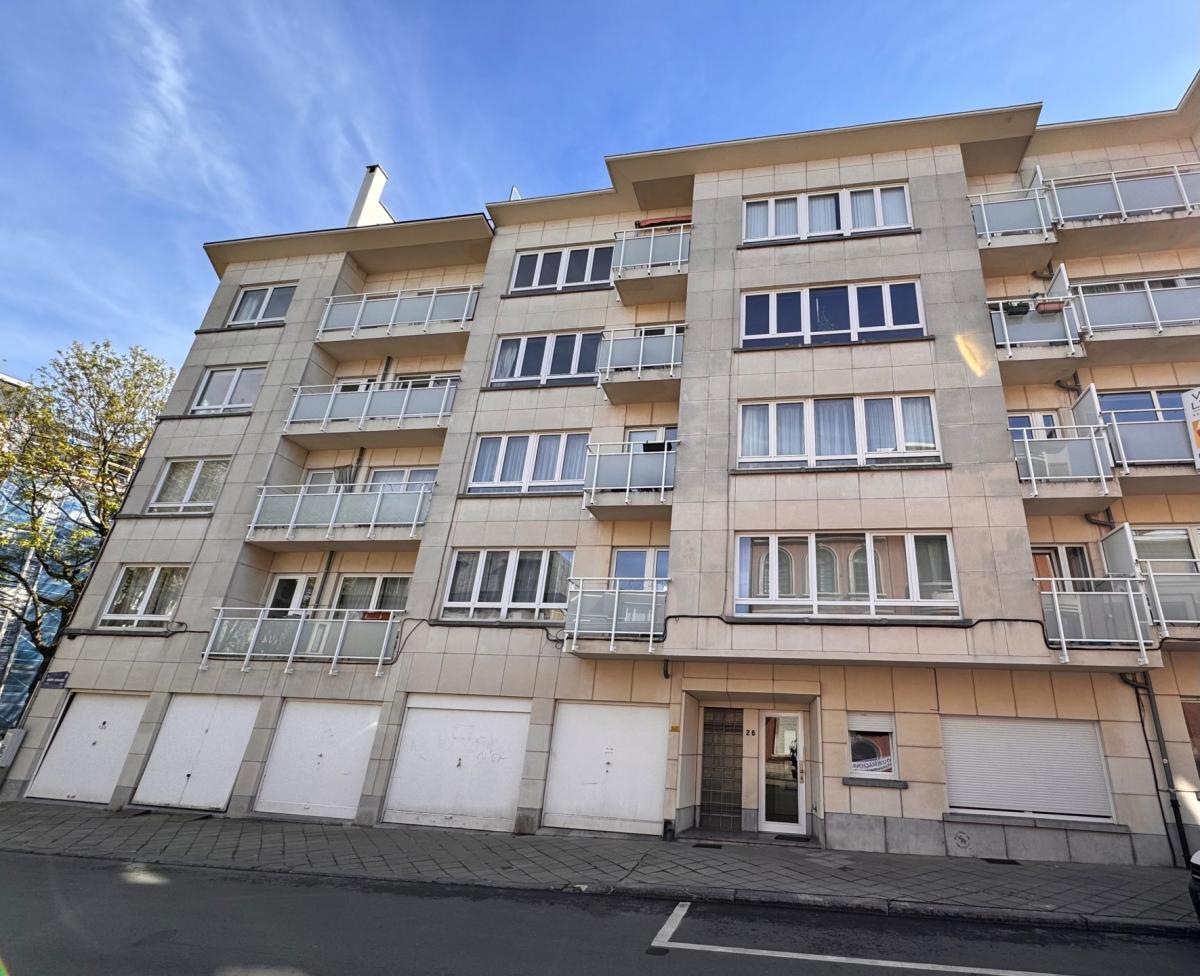 Molière: appartement 1 chambre avec terrasse et garage
