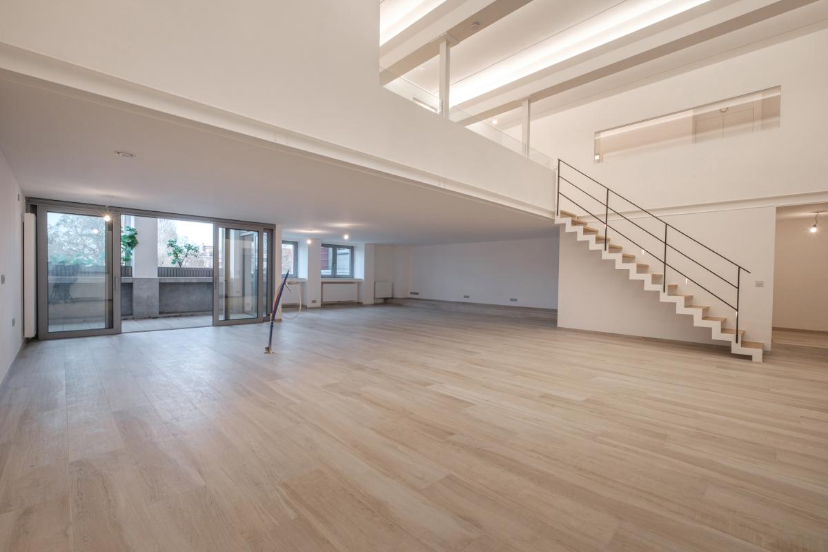 Molière: Magnifique loft 220 m² - possibilité 3 ch, terrasse