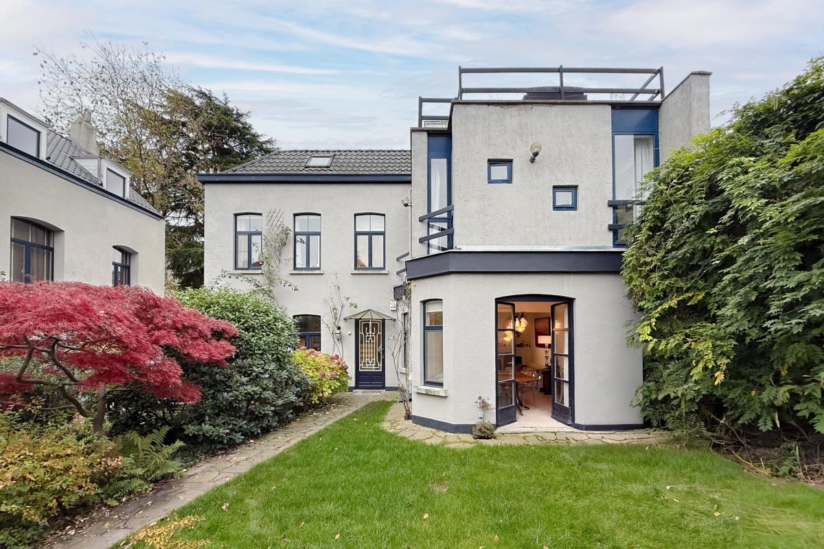 Vanderkindere : Belle arrière maison 4 chambres + jardin