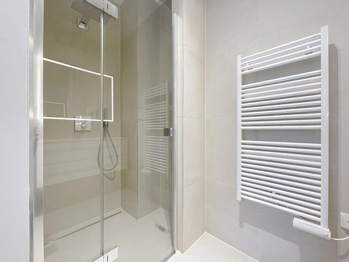 Metropolitan /Abbaye de la Cambre : Appartement neuf meublé