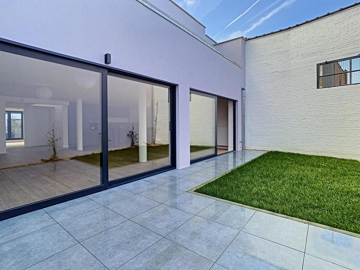 Cottages : Belle maison mitoyenne + terrasses + jardin