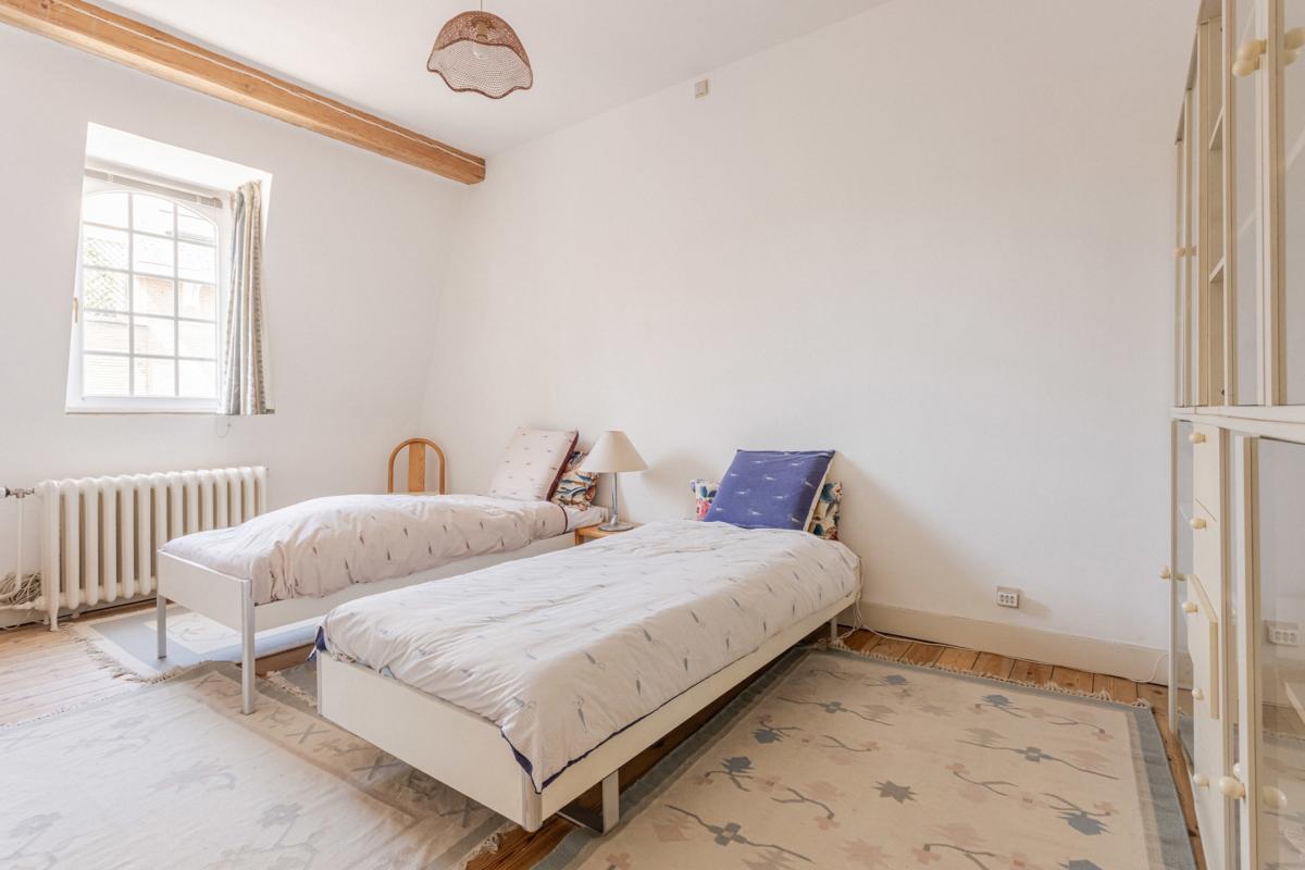 Etangs d'Ixelles: Hôtel de Maître avec 8 chambres et garage