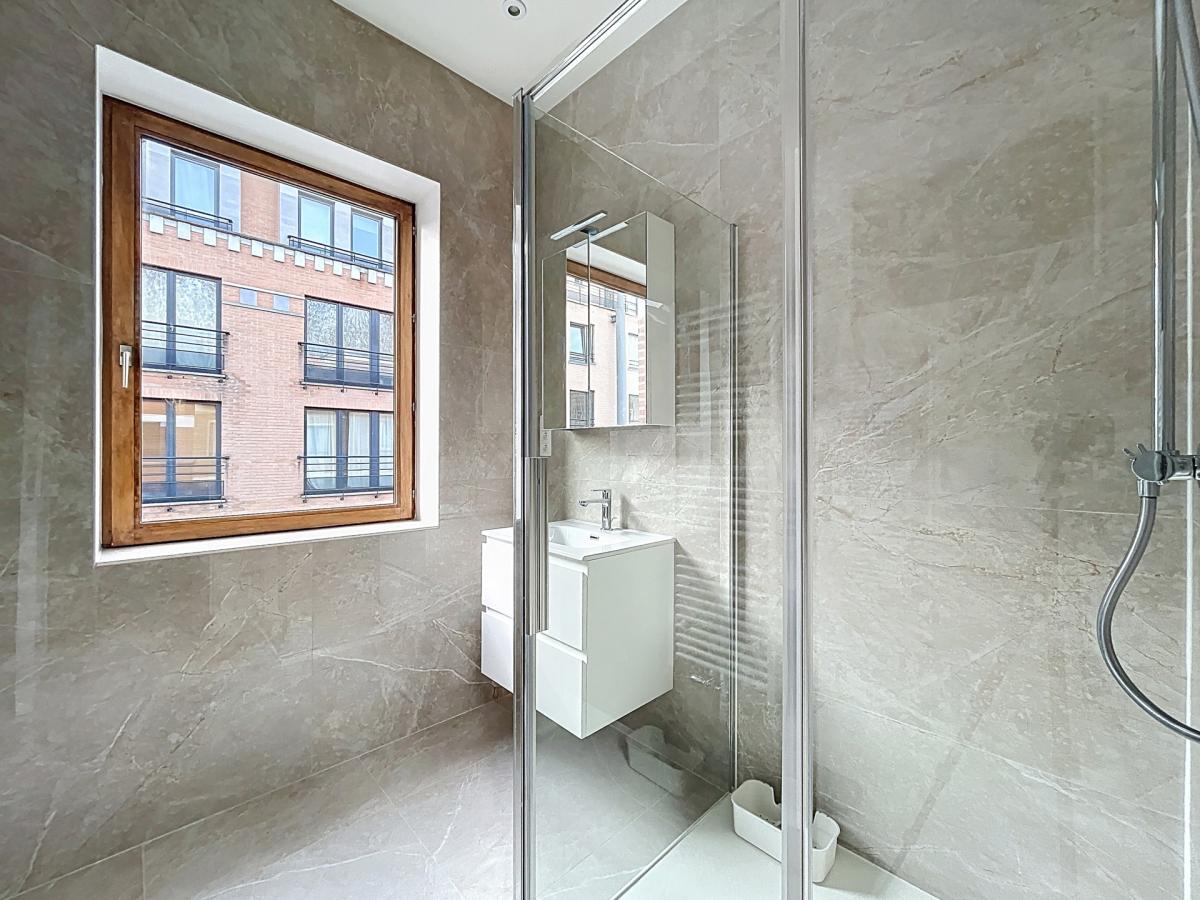 STALLE : Belle maison 3 chambres + jardin !