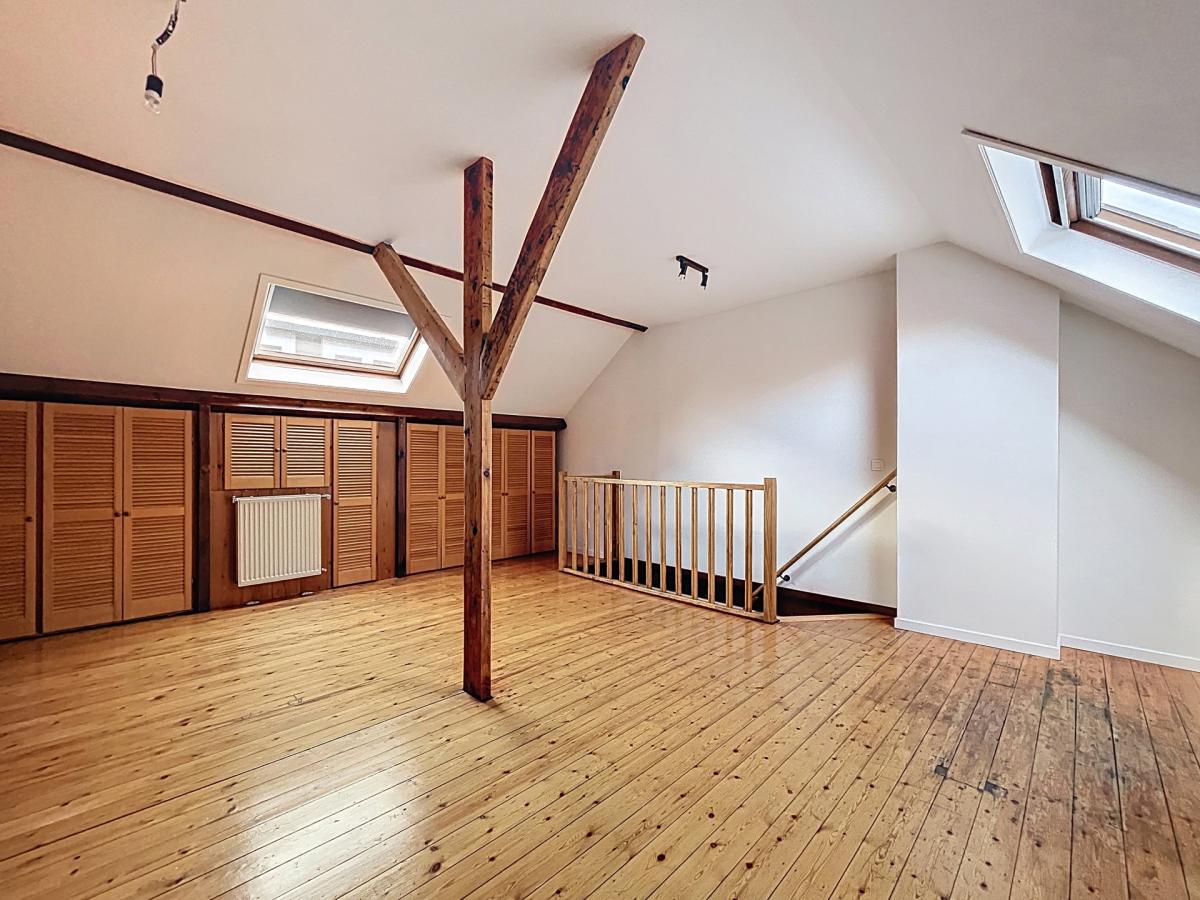 STALLE : Belle maison 3 chambres + jardin !