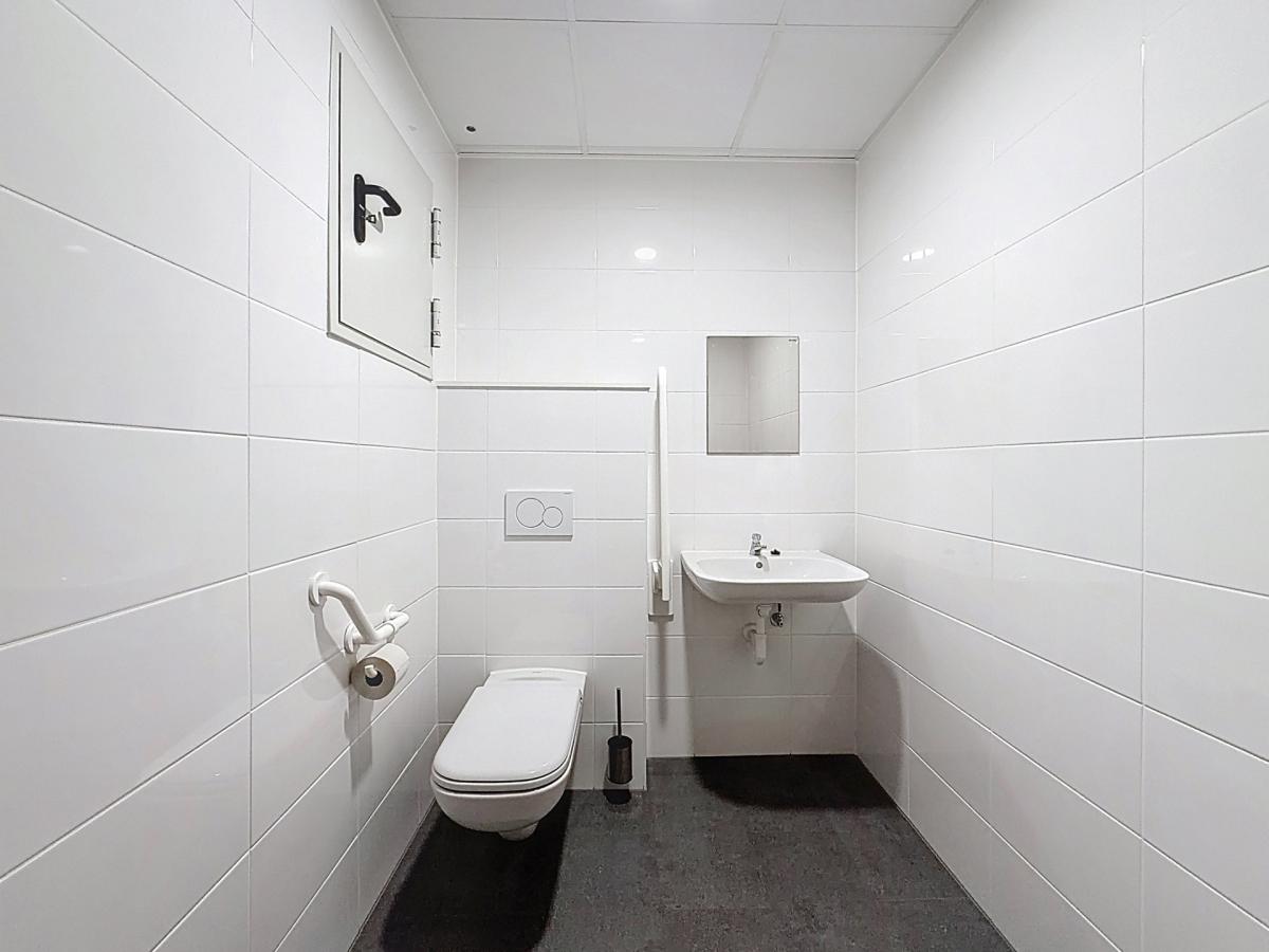 Forest / Drogenbos : Plateau de bureaux neuf ± 400 m² 