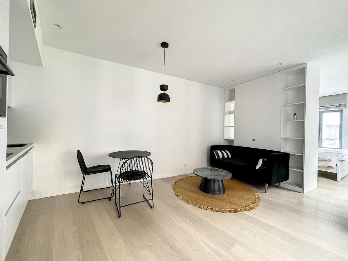 Bailli/Châtelain : Superbe flat meublé remis à neuf