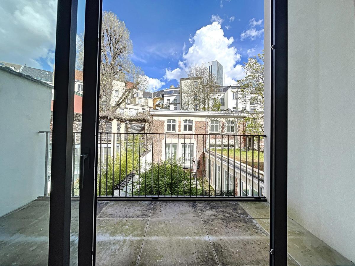 BXL Centre : Superbe appartement meublé + terrasse