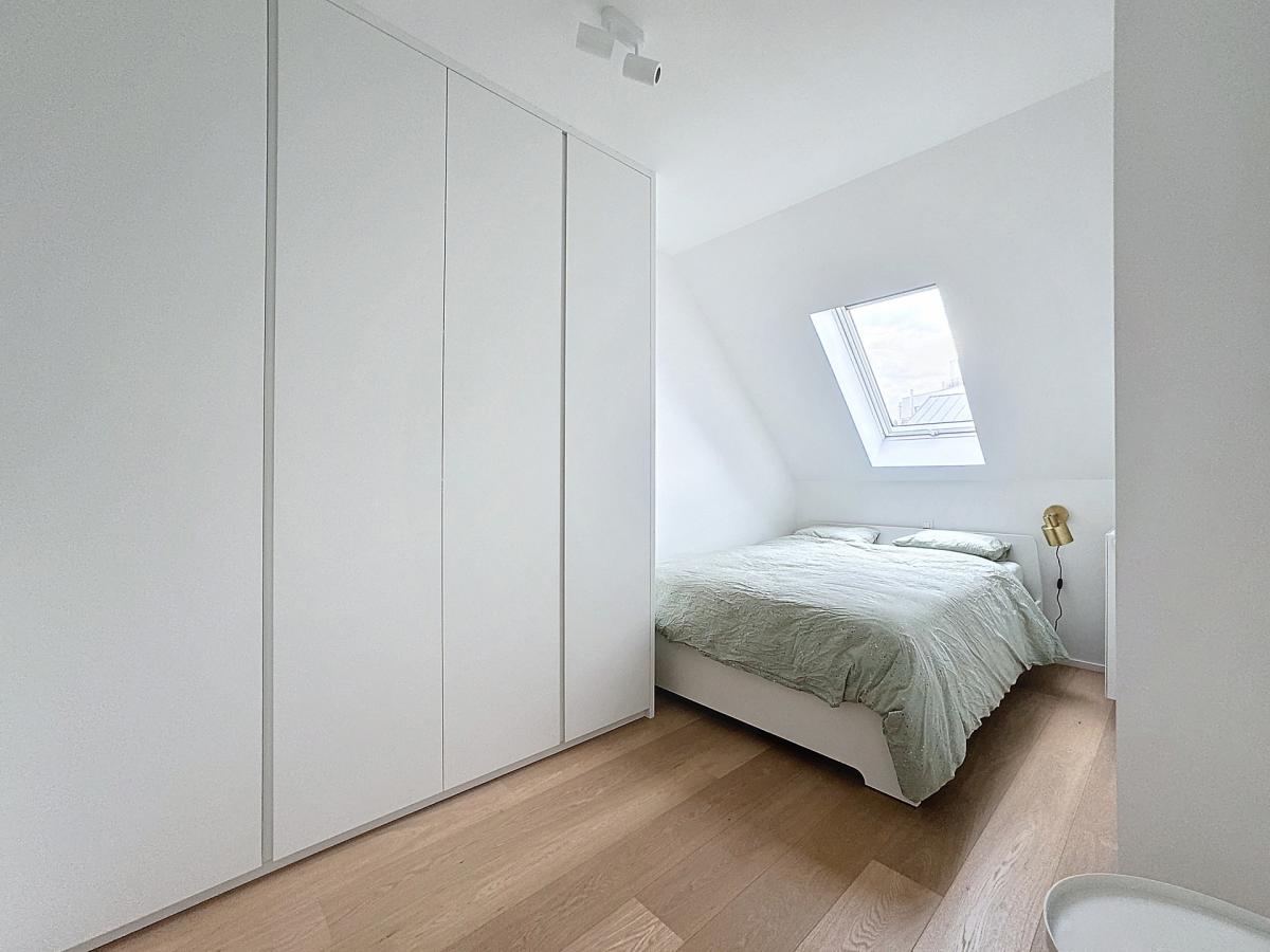 Bruxelles Centre : Joli duplex 2 chambres meublé + terrasse