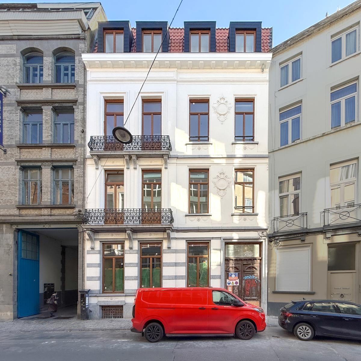 Stephanie/Toison d'or Magnifique duplex ±126m² terrasse sud