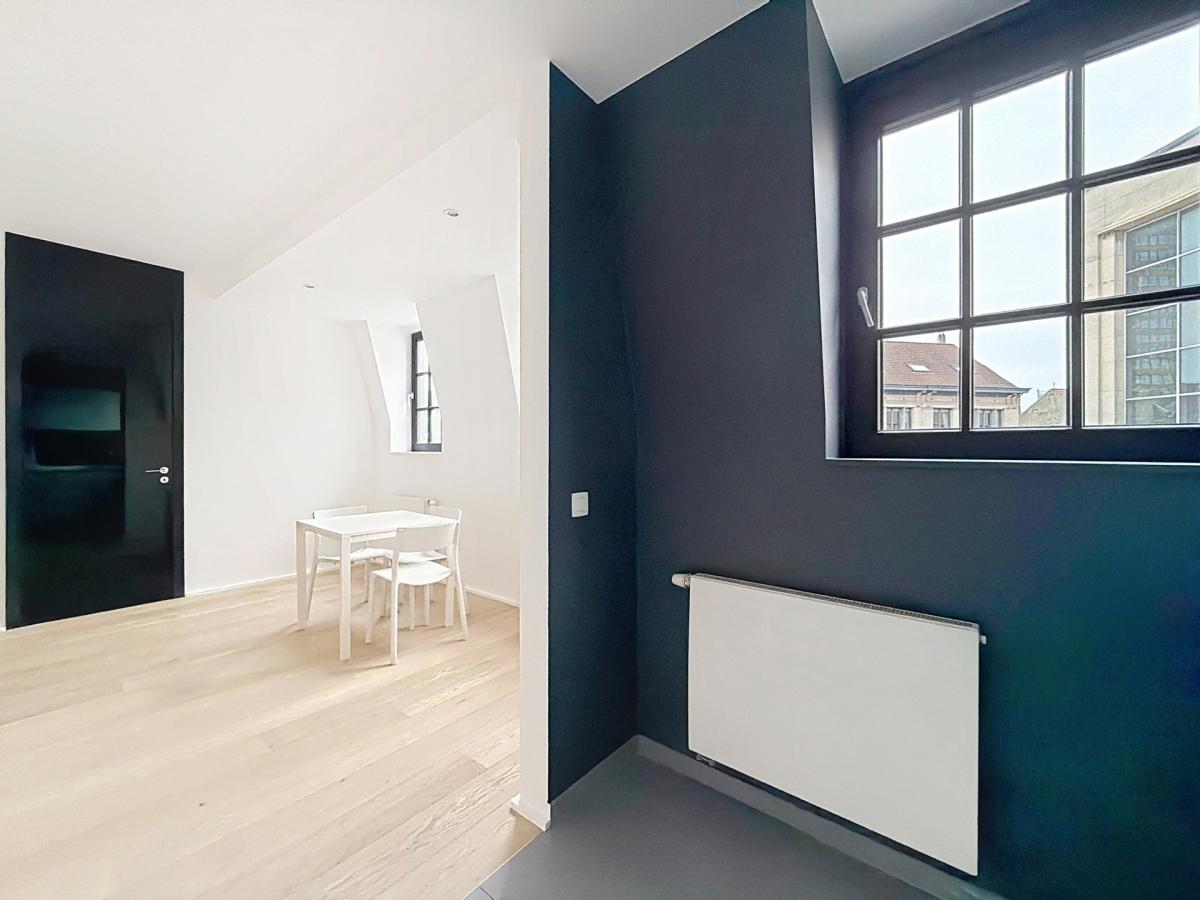 Sablon : Bel appartement 1 chambre remis à neuf