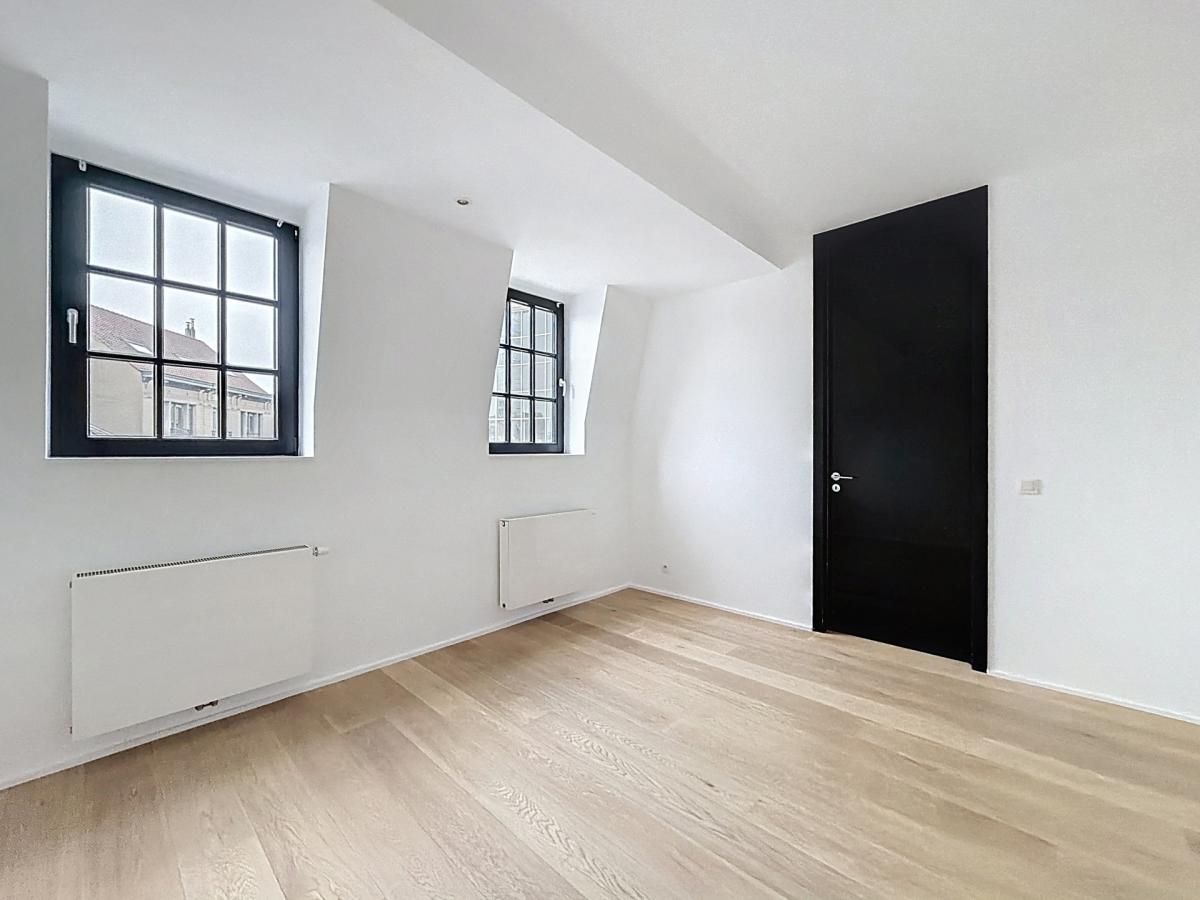 Sablon : Bel appartement 1 chambre remis à neuf