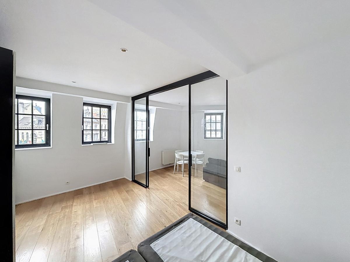 Sablon : Bel appartement 1 chambre remis à neuf