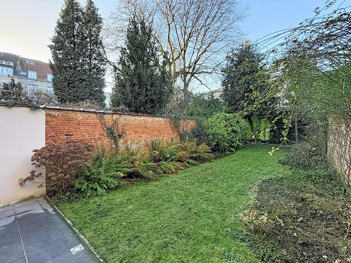 Place Brugmann : Somptueuse maison de Maître rénovée en 2022