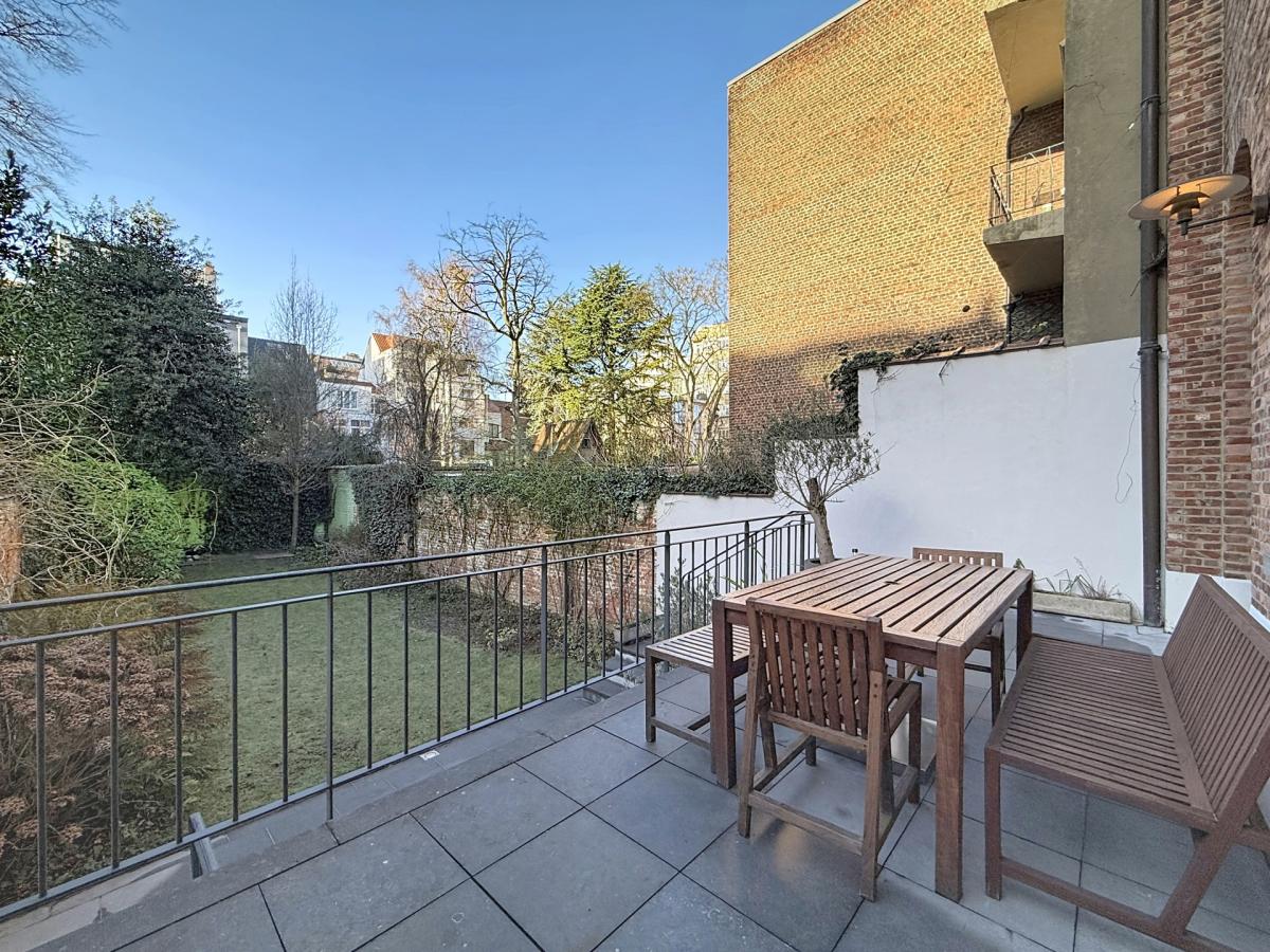 Place Brugmann : Somptueuse maison de Maître rénovée en 2022