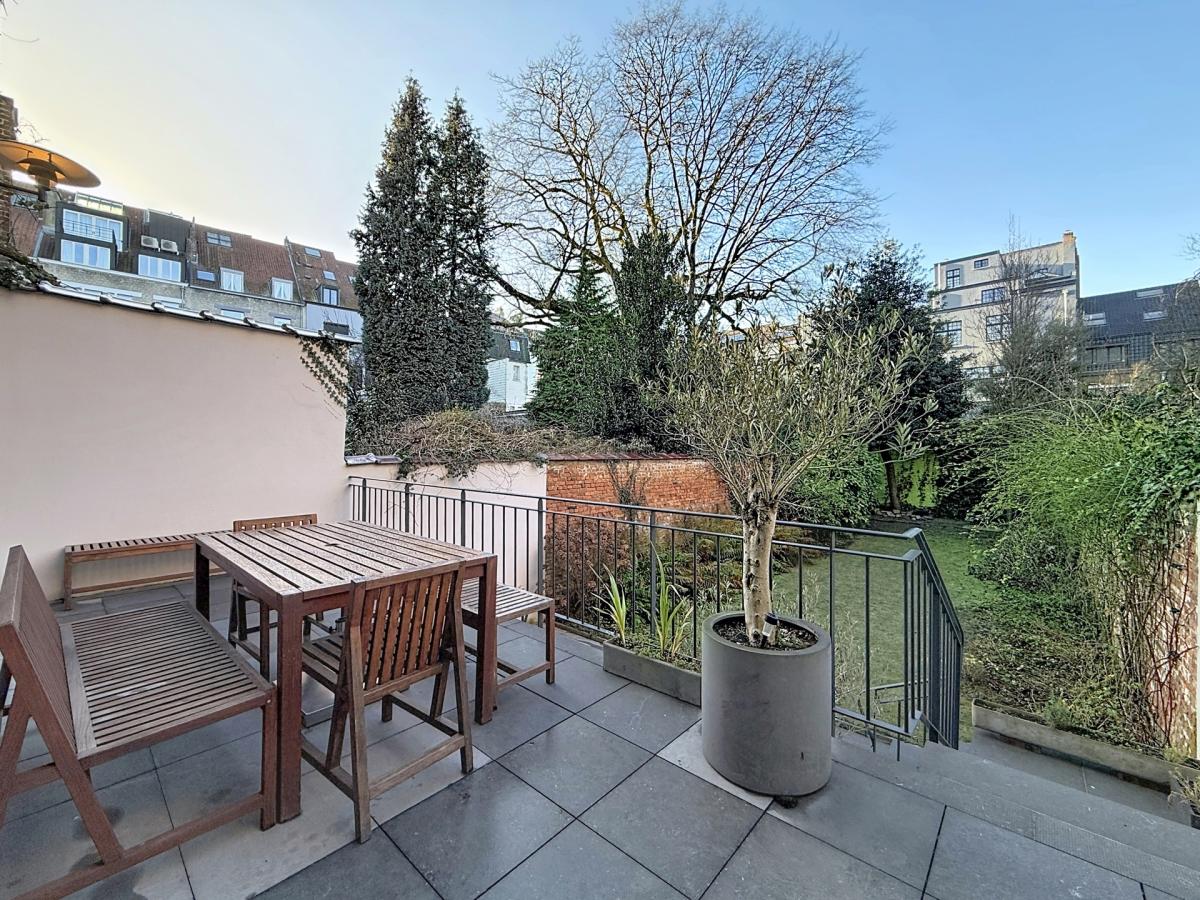 Place Brugmann : Somptueuse maison de Maître rénovée en 2022