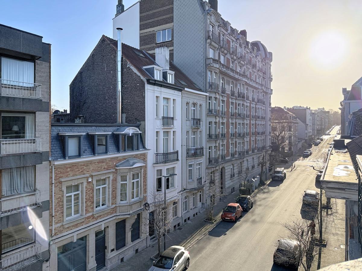 Place Brugmann : Somptueuse maison de Maître rénovée en 2022