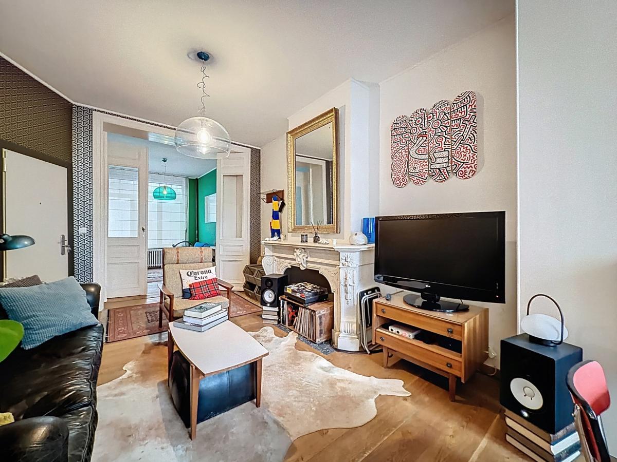 Haut de Saint-Gilles : Rez-de-chaussée avec jardin meublé