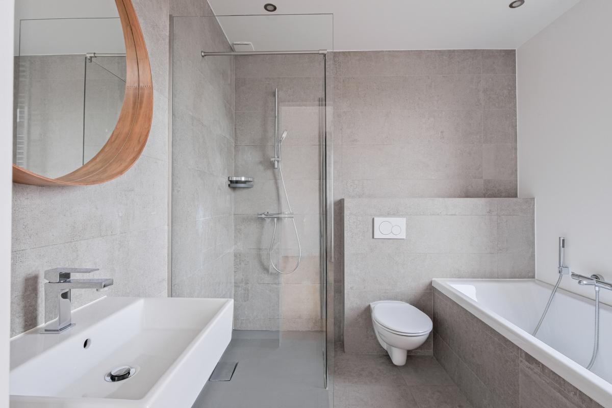 Magnifique villa de 240m² 4ch avec jardin & garage.