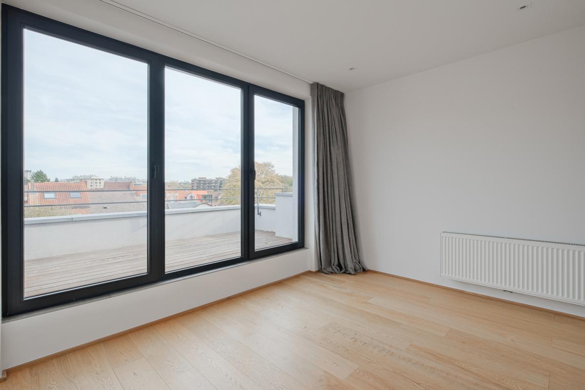 Magnifique villa de 240m² 4ch avec jardin & garage.