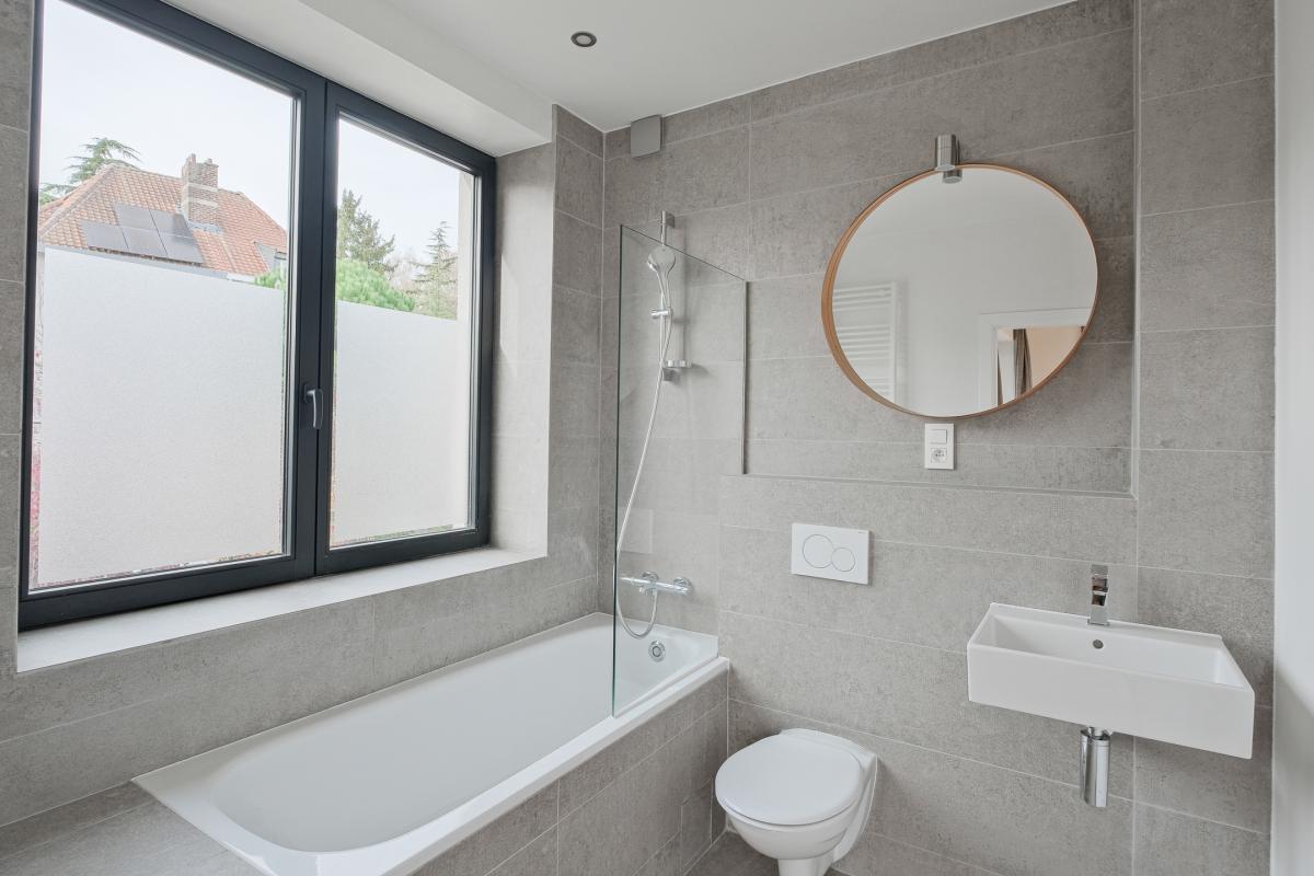 Magnifique villa de 240m² 4ch avec jardin & garage.