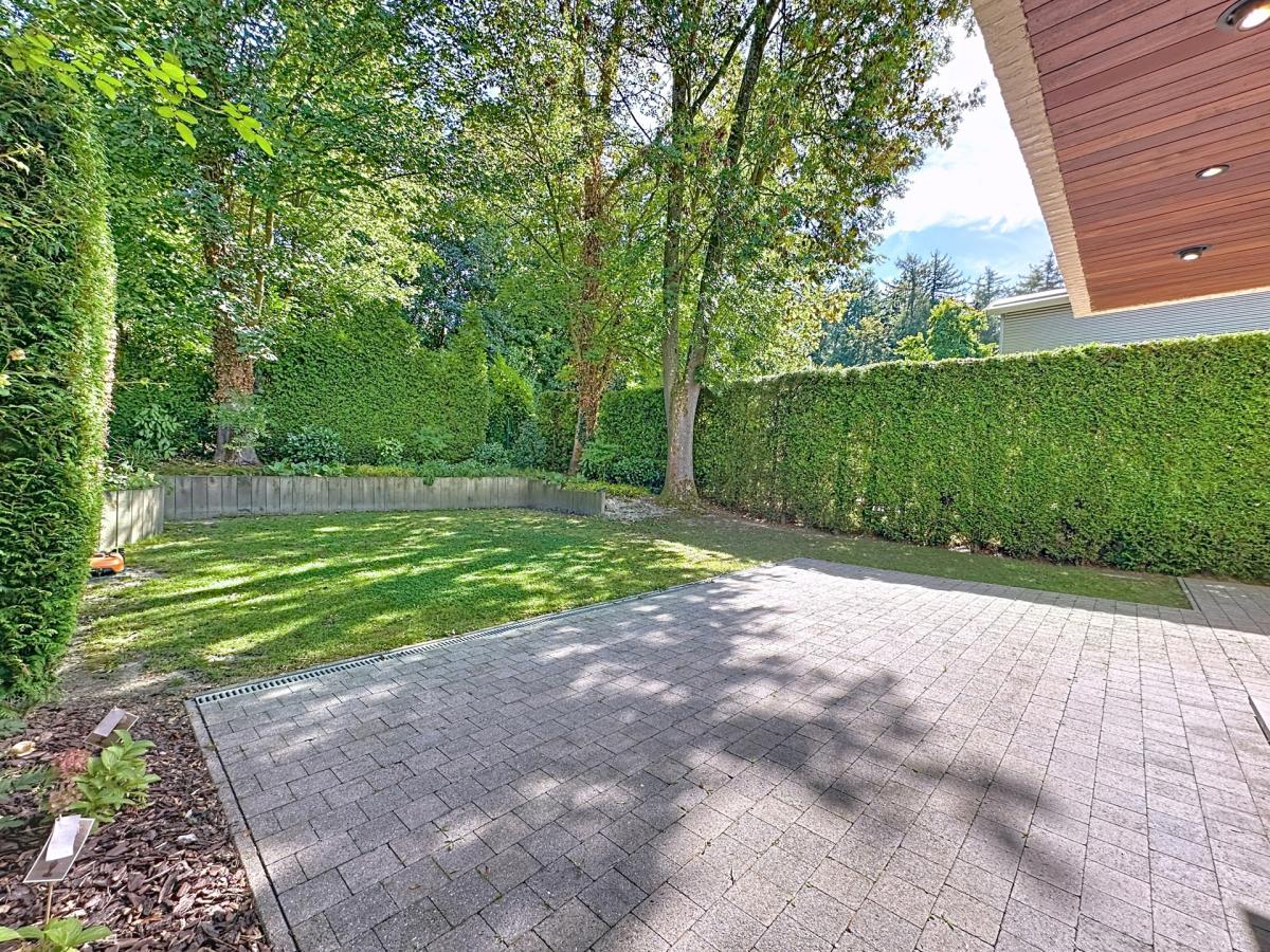 Dolez : Belle maison 3 façades + jardin + garage