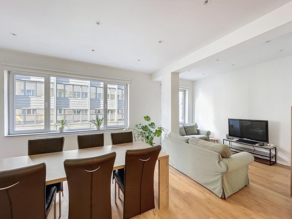 Quartier européen : Bel appartement 2 chambres