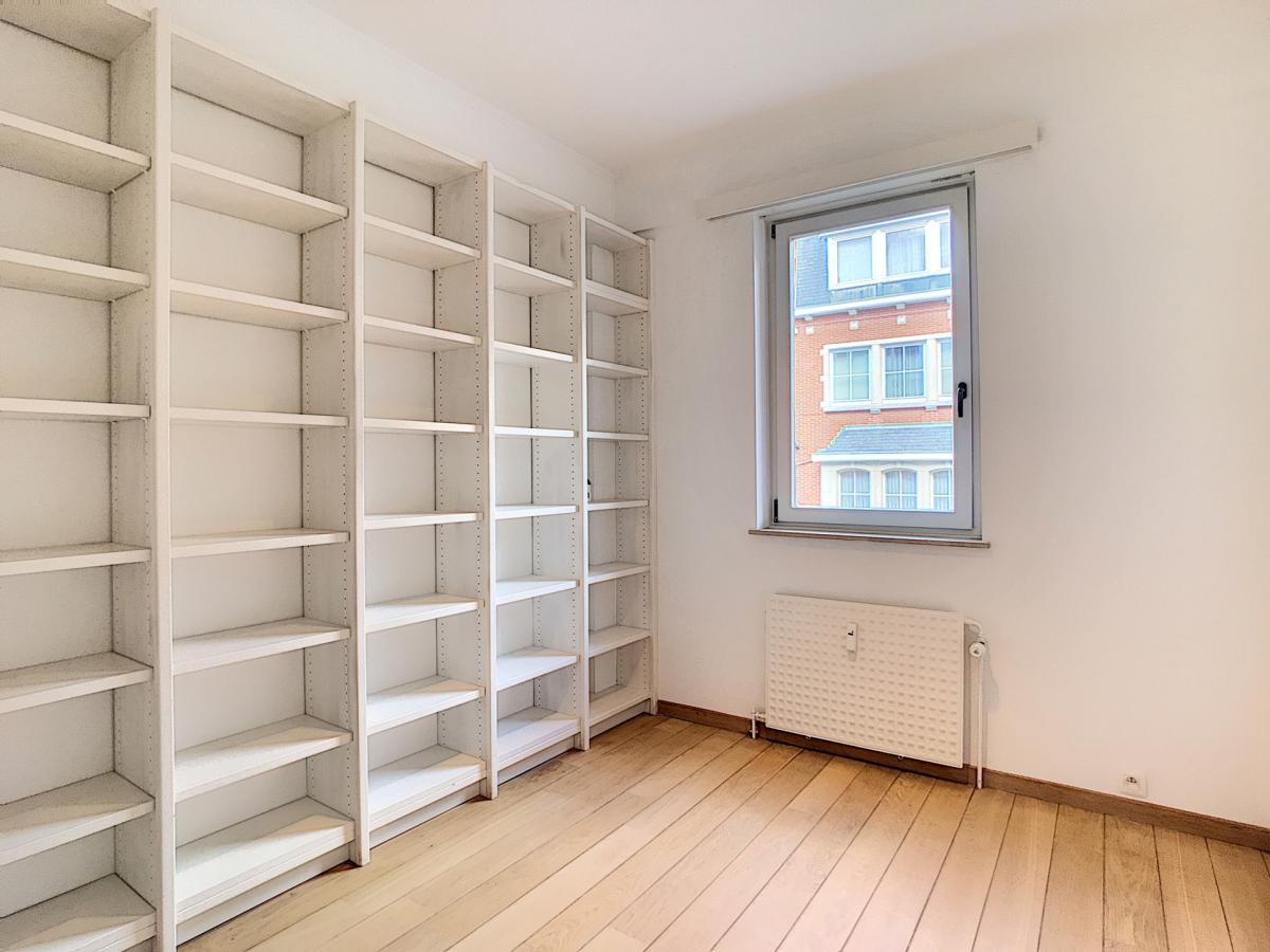 Place Brugmann : Très bel appartement de 3 ch. + terrasse