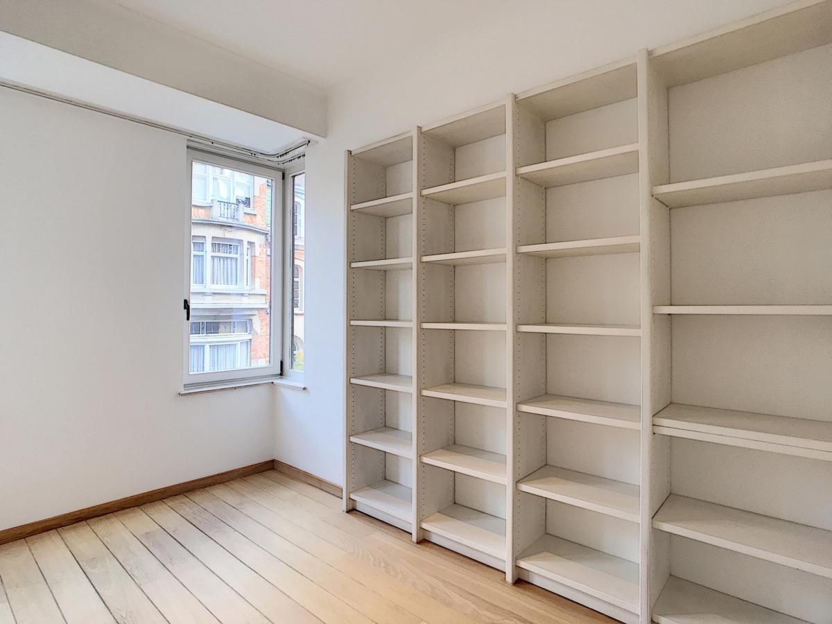 Place Brugmann : Très bel appartement de 3 ch. + terrasse