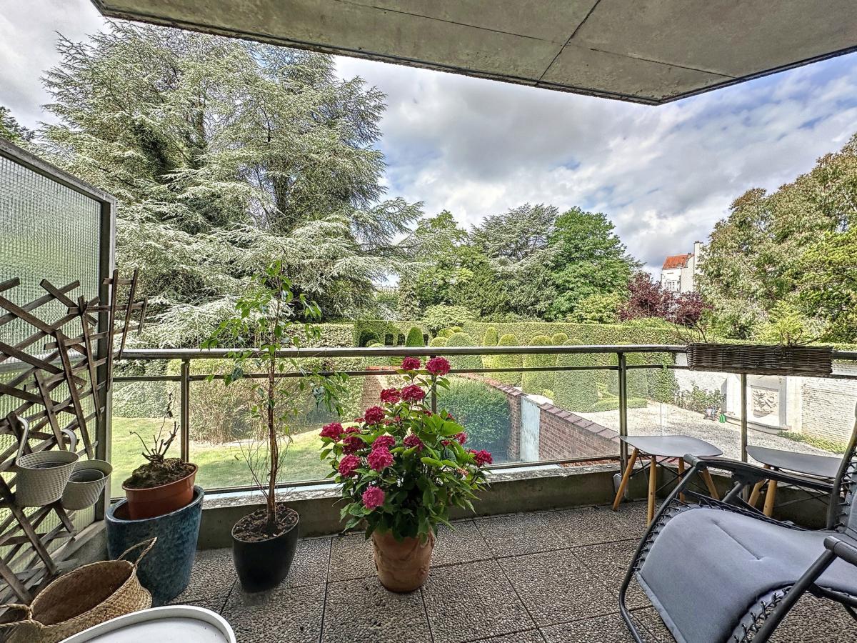 Place Brugmann : Très bel appartement de 3 ch. + terrasse