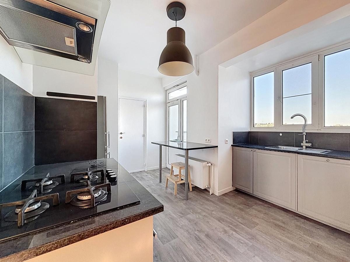 Général Jacques: Superbe penthouse 3ch + terrasses + parking