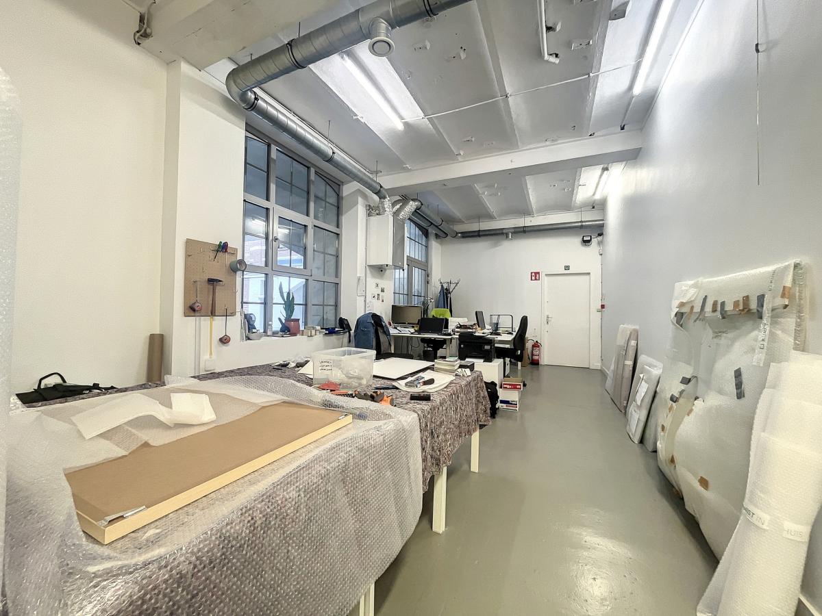 Saint Catherine - Magnifique rez commercial de  ± 170 m²